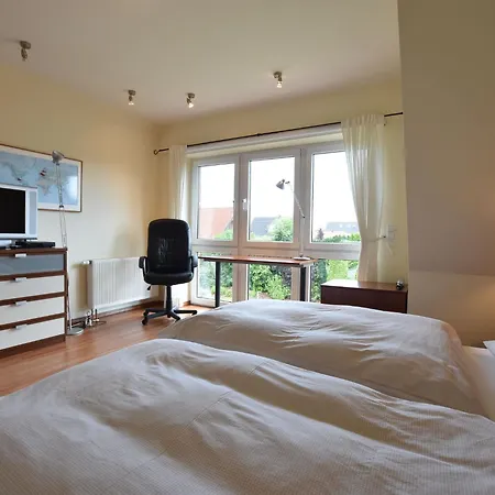 Cozy Holiday In With Beach Nearby * Rakow